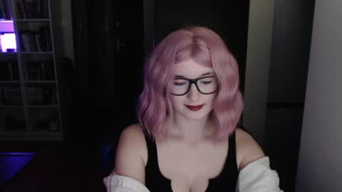 LunaXcherry online show from March 2026 06:57:01 PM