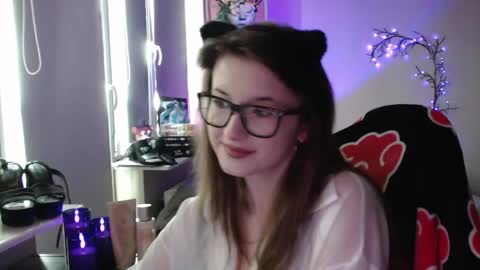 Snapshot of lunaxcherry chatting on May 2026 11:06:02 AM LunaXcherry online show from May 2026 11:06:02 AM