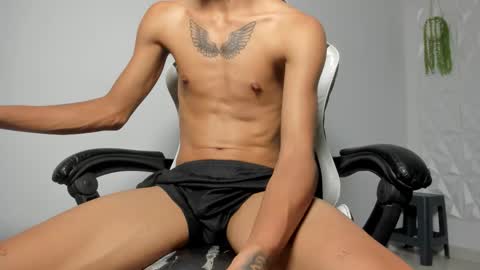 lunay_bigcock420 online show from February 2026 08:53:01 AM