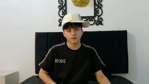 lunaydream online show from June 2026 11:35:01 AM