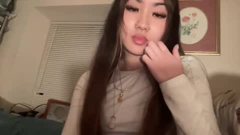 Lunadreams online show from January 2025 03:28:02 AM