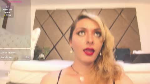 lunitadiva online show from March 2025 04:10:01 PM