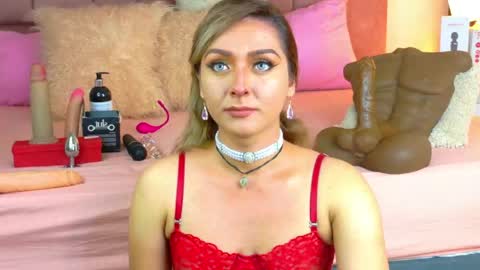 lunitadiva online show from March 2026 03:37:01 PM