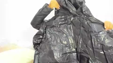     online show from December 2025 11:41:01 AM