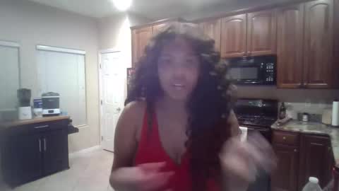 Snapshot of lusciouskoko chatting on November 2025 07:05:02 AM Luscious Koko online show from November 2025 07:05:02 AM