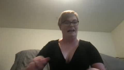Luscious Kitten online show from October 2025 02:19:01 AM