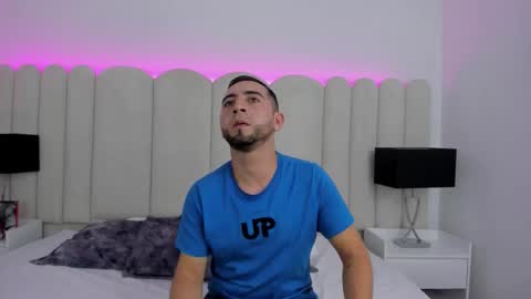 Lushian And Luna online show from November 2025 10:30:02 PM