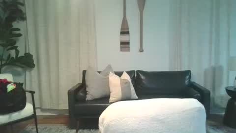 Kikithebaee online show from February 2025 01:00:02 AM