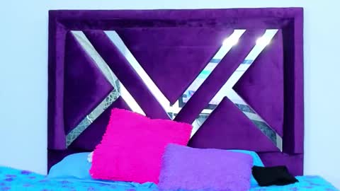 lushy_sweet online show from September 2025 02:46:01 AM