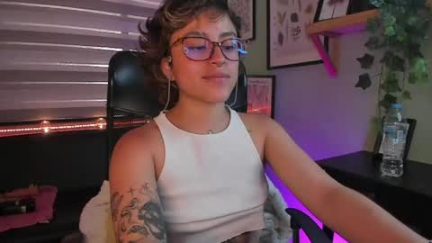 Snapshot of lusiana__ chatting on May 2026 02:45:01 PM Luci online show from May 2026 02:45:01 PM