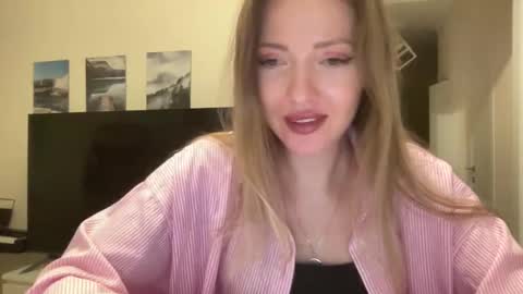 lusiluv online show from October 2025 09:24:01 PM