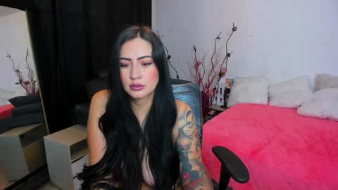 Snapshot of lustful__babe chatting on January 2025 11:43:02 AM lustful__babe online show from January 2025 11:43:02 AM