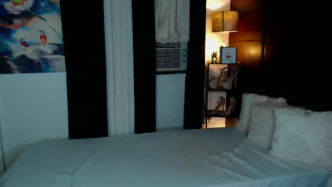 Snapshot of lustfulltrans chatting on December 2024 08:34:02 AM AdriannaFowks online show from December 2024 08:34:02 AM