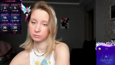 Snapshot of lusyagreenberg chatting on February 2025 06:31:01 PM LusyaGreenberg online show from February 2025 06:31:01 PM