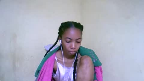 Snapshot of lutchia chatting on September 2025 12:50:01 PM lutchia online show from September 2025 12:50:01 PM