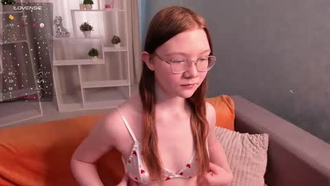 Snapshot of luv_tessa chatting on March 2026 01:56:02 AM Tessa online show from March 2026 01:56:02 AM