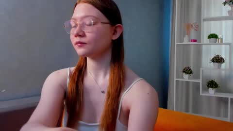 Tessa online show from March 2026 01:12:02 AM