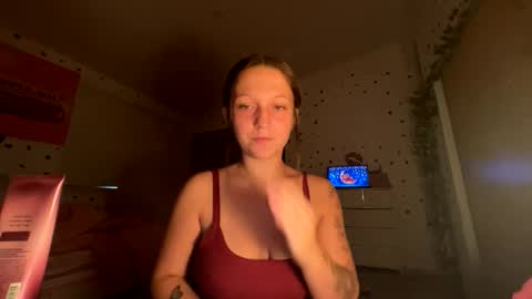 Snapshot of luvkendal chatting on October 2025 03:39:02 AM luvkendal online show from October 2025 03:39:02 AM