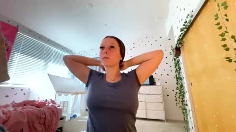 Snapshot of luvkendal chatting on October 2025 05:35:01 PM luvkendal online show from October 2025 05:35:01 PM