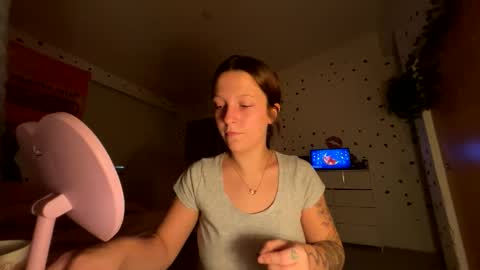 Snapshot of luvkendal chatting on October 2025 03:25:01 AM luvkendal online show from October 2025 03:25:01 AM