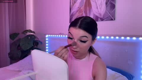 Snapshot of luvlyveronica chatting on May 2026 09:04:01 AM Veronica online show from May 2026 09:04:01 AM