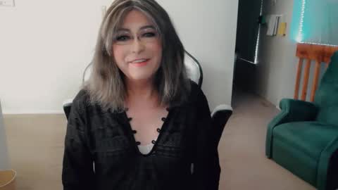 Britney online show from October 2025 05:14:01 PM