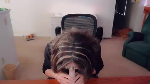 Britney online show from December 2025 05:42:02 PM