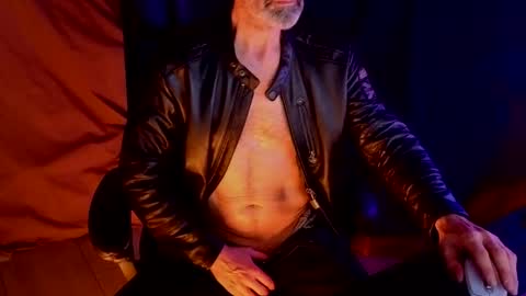 Im a   -  CAMGUY YOU  LIKE to FUCK online show from February 2026 01:37:01 AM