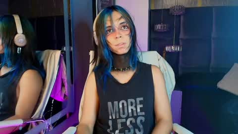 Luxiel 3 online show from April 2026 09:02:02 PM