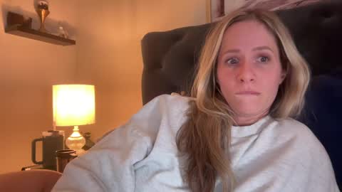 Lucylux1 online show from February 2025 02:46:01 AM