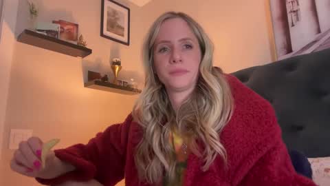 Lucylux1 online show from February 2025 02:14:01 AM