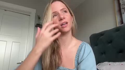 Lucylux1 online show from March 2025 05:50:02 PM