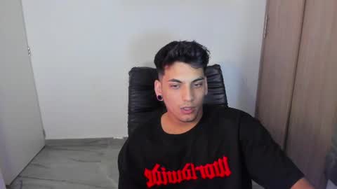 Snapshot of luxrx chatting on July 2026 06:56:01 PM luxrx online show from July 2026 06:56:01 PM
