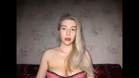 Snapshot of luxsonyastar chatting on May 2026 07:34:02 PM LuxSonyaStar online show from May 2026 07:34:02 PM
