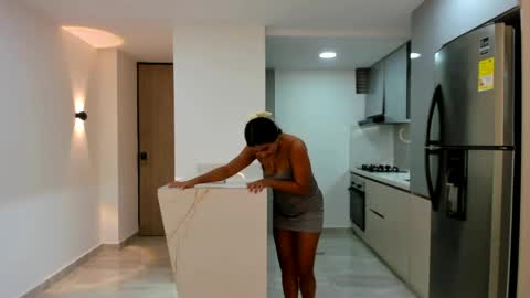 luxury_pleasure_ii online show from April 2026 12:54:02 AM