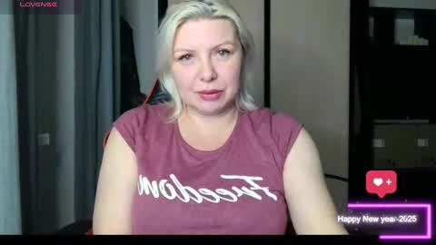 Luxury White online show from February 2025 06:26:02 PM
