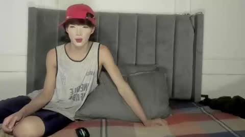 Tommy and Polly online show from February 2026 09:30:02 PM