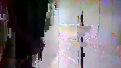 Snapshot of luxx72boy chatting on April 2026 09:01:02 AM luxx72boy online show from April 2026 09:01:02 AM