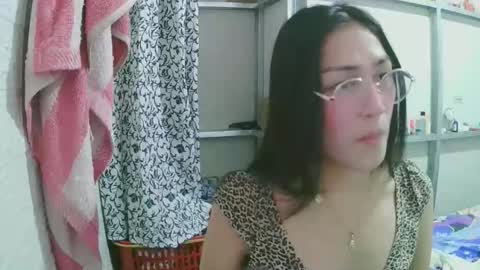 Snapshot of luxy27 chatting on October 2025 03:37:02 AM nikke online show from October 2025 03:37:02 AM