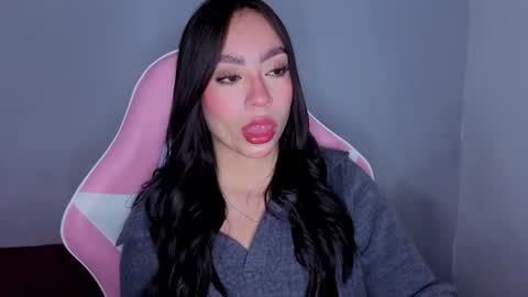 Snapshot of lya_levine chatting on October 2025 09:52:01 AM Lya online show from October 2025 09:52:01 AM