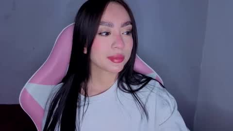 Snapshot of lya_levine chatting on October 2025 09:01:01 AM Lya online show from October 2025 09:01:01 AM