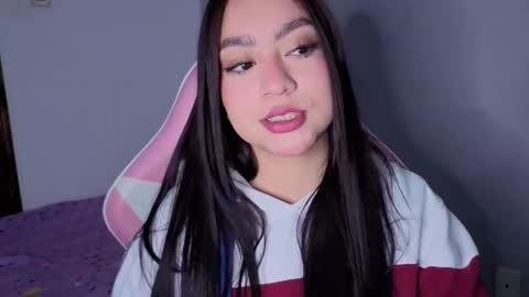 Snapshot of lya_levine chatting on November 2025 09:21:01 AM Lya online show from November 2025 09:21:01 AM