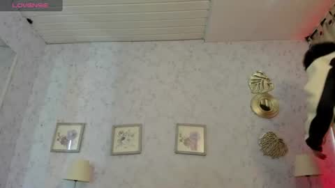Lyan online show from July 2026 07:39:01 PM