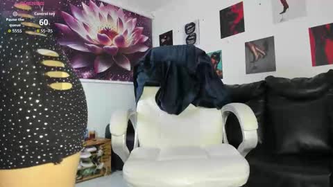  Lycoris  online show from November 2025 09:25:02 PM