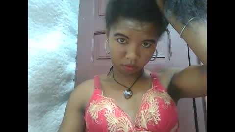Snapshot of lydialarin chatting on February 2025 03:42:01 AM Lydiah online show from February 2025 03:42:01 AM