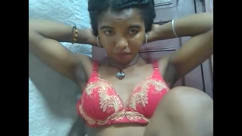 Snapshot of lydialarin chatting on February 2025 04:32:01 PM Lydiah online show from February 2025 04:32:01 PM