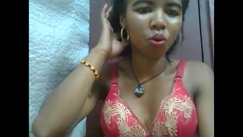 Snapshot of lydialarin chatting on February 2025 07:38:02 PM Lydiah online show from February 2025 07:38:02 PM