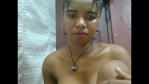 Snapshot of lydialarin chatting on February 2025 04:36:02 PM Lydiah online show from February 2025 04:36:02 PM