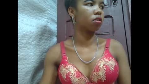 Snapshot of lydialarin chatting on February 2025 03:23:01 AM Lydiah online show from February 2025 03:23:01 AM