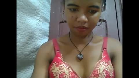 Snapshot of lydialarin chatting on February 2025 06:09:02 PM Lydiah online show from February 2025 06:09:02 PM